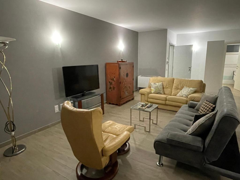 T2 living room view 4